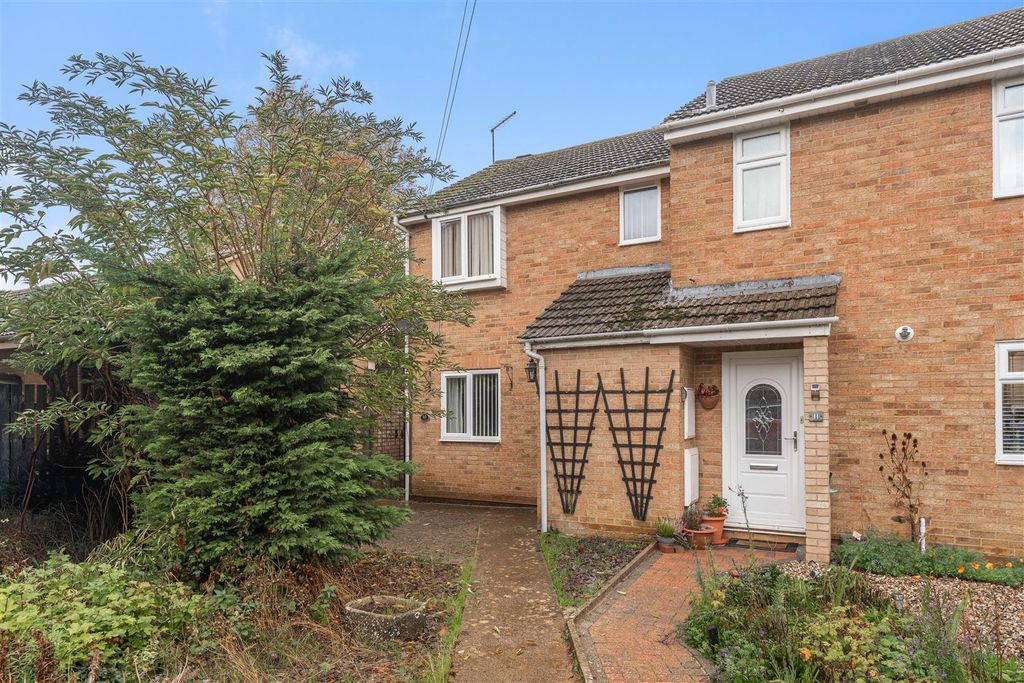 Property photo 1 of 16 10 Maple Close, Banbury-1.Jpg