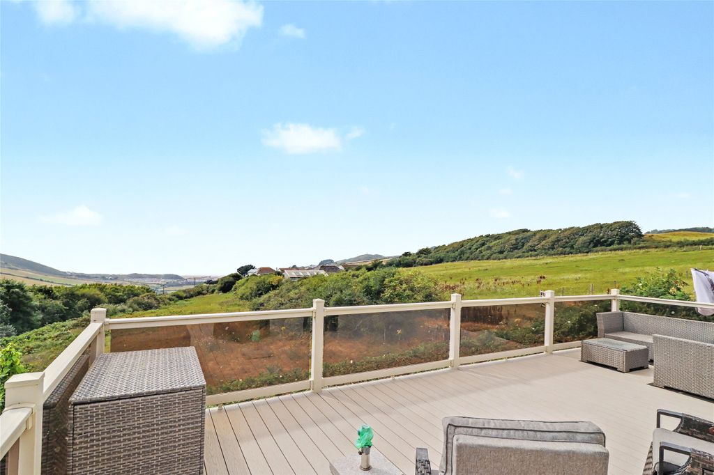 Property photo 2 of 16 2 - Picture No. 03