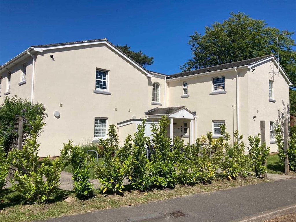 Property photo 1 of 6