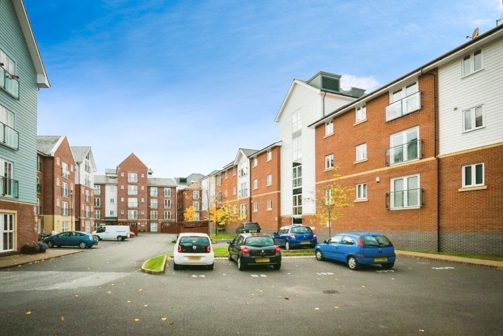 Property photo 2 of 9 Picture No. 10