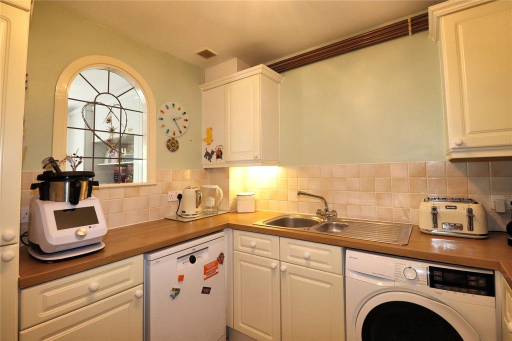 Property photo 3 of 12 Picture No. 19