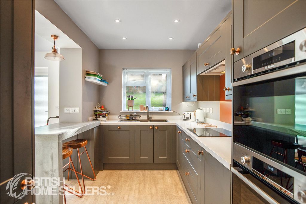 Property photo 3 of 15 Picture No. 09