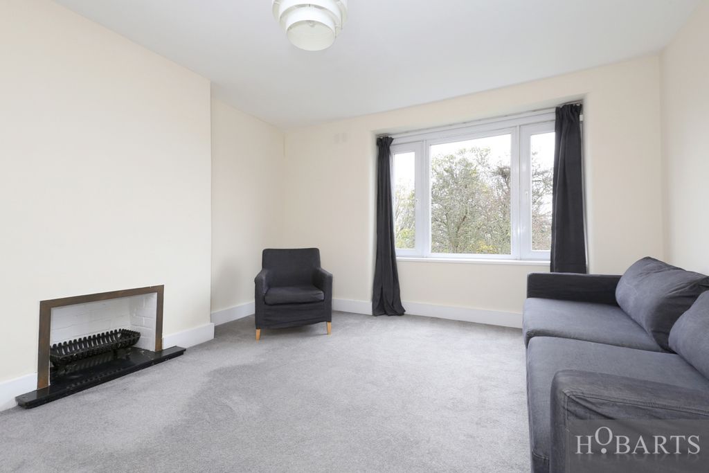 Property photo 2 of 11 Gallery