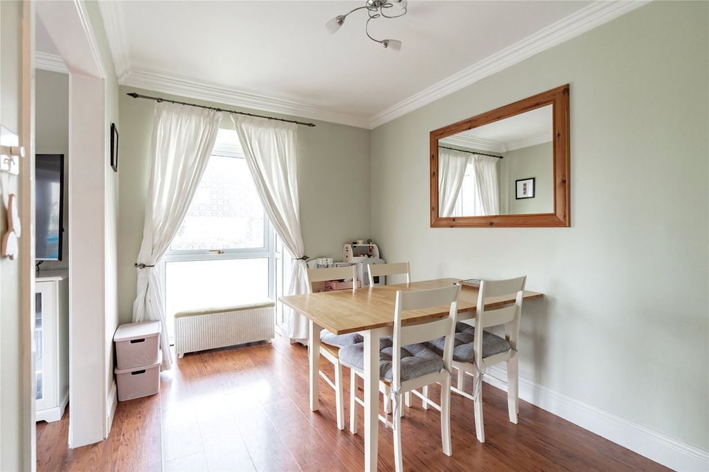 Property photo 3 of 15 Dining Room