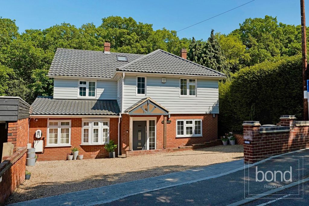 Property photo 1 of 21