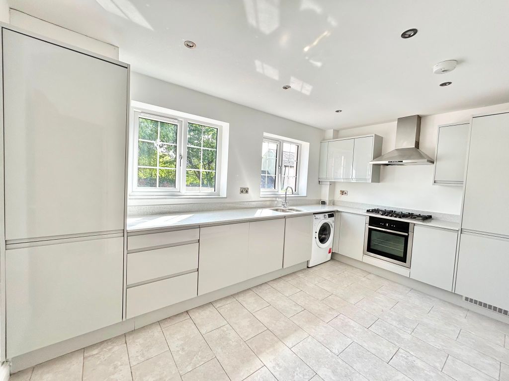 Property photo 3 of 12 Whatsapp Image 2026-07-24 At 12.05.27 (4)