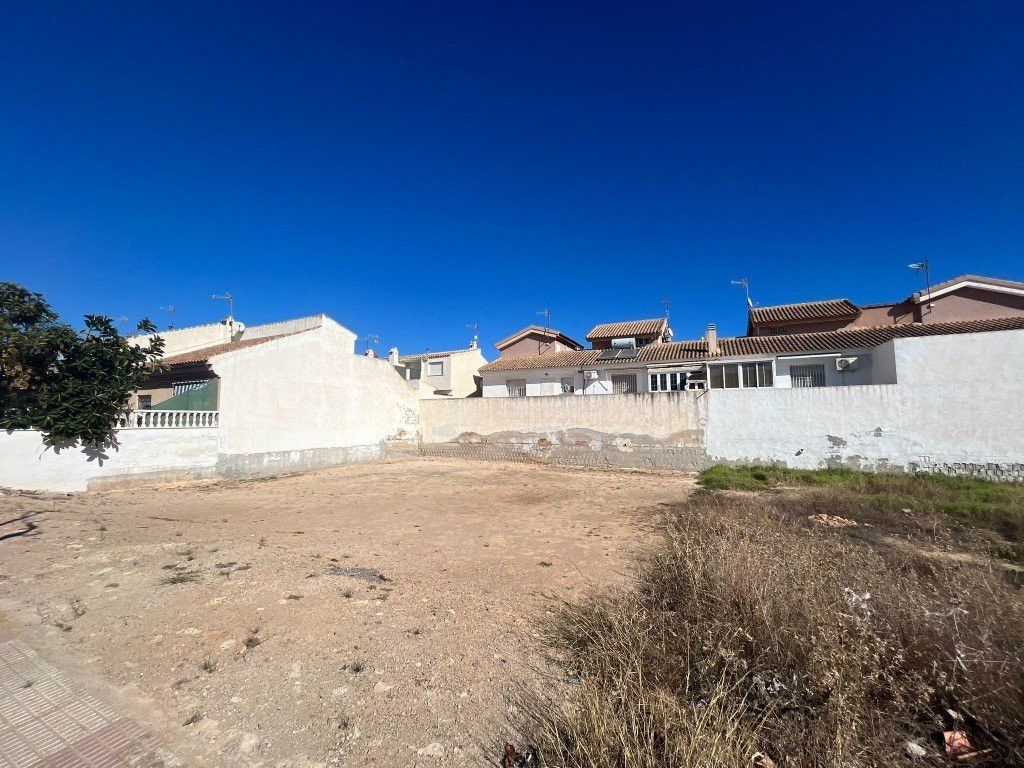 Property photo 1 of 4