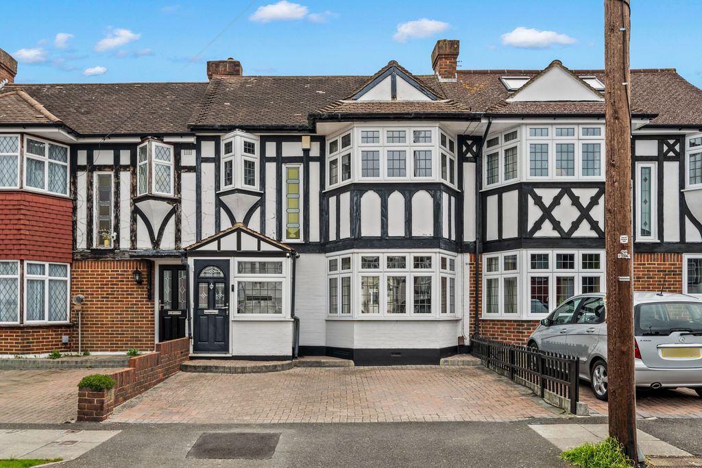 Property photo 1 of 18 Photo 19