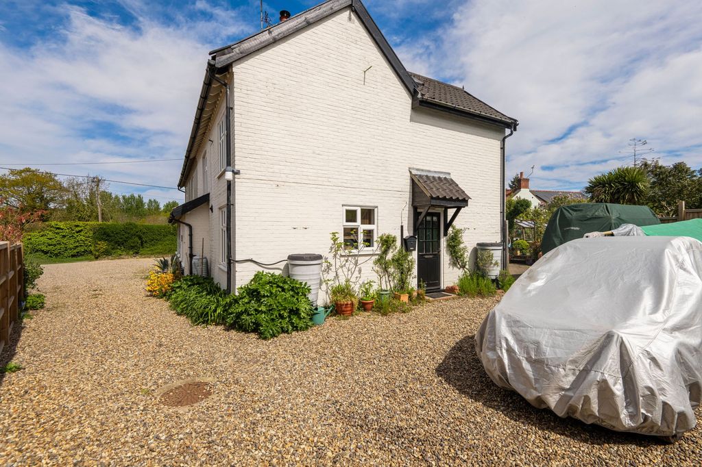 Property photo 1 of 25