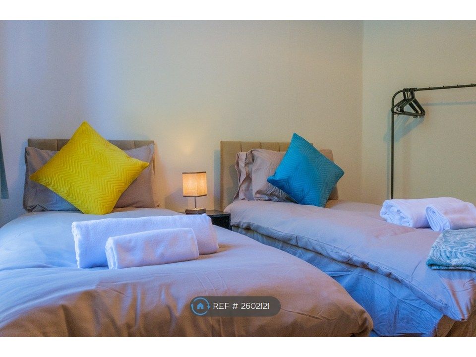 Property photo 3 of 23