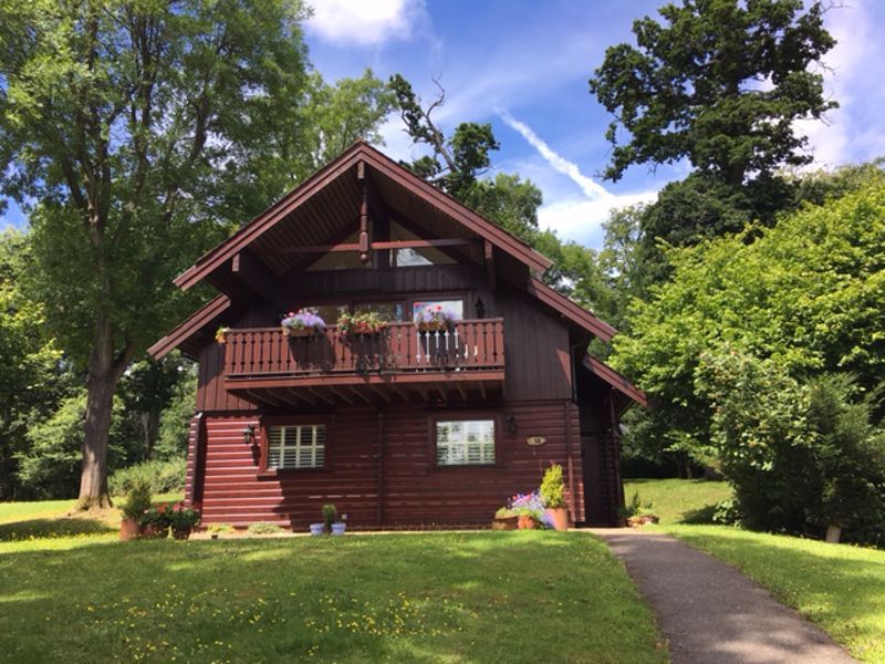 Property photo 1 of 9 Photo 9