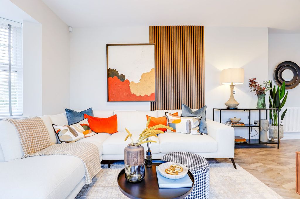 Property photo 3 of 16 Living Area