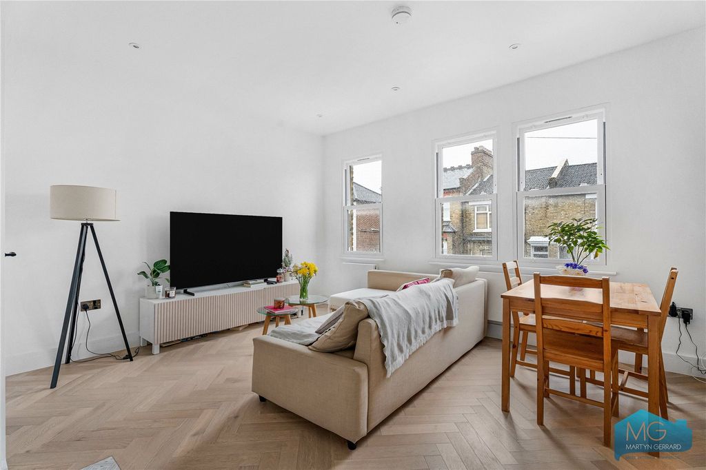 Property photo 1 of 28 Picture No. 42