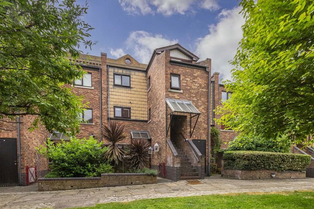 Property photo 1 of 6