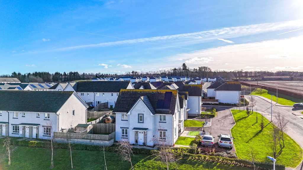 Property photo 1 of 26