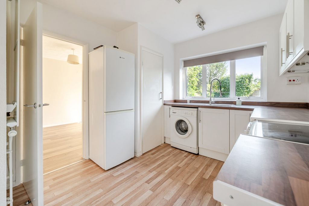 Property photo 3 of 15 1482239-14-6A3959...