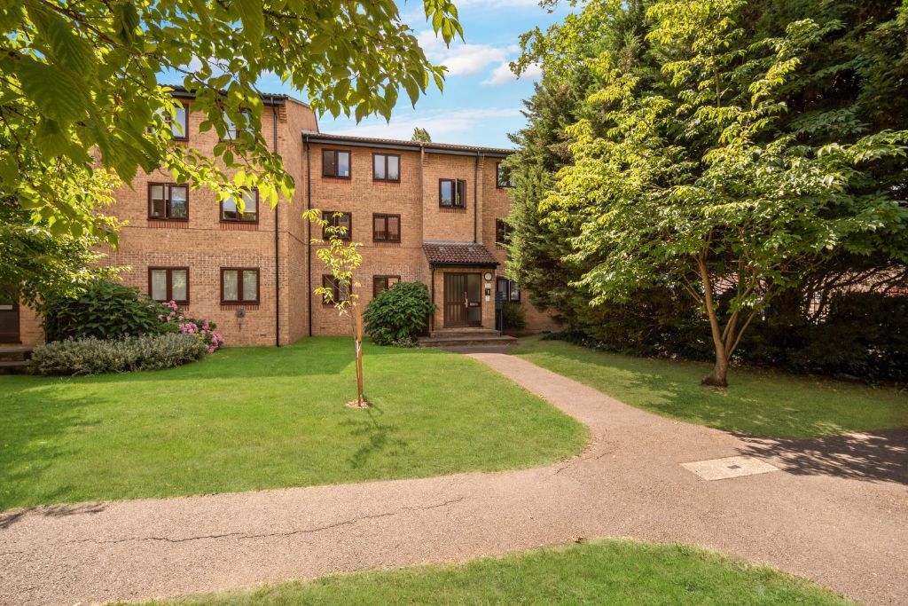 Property photo 1 of 7