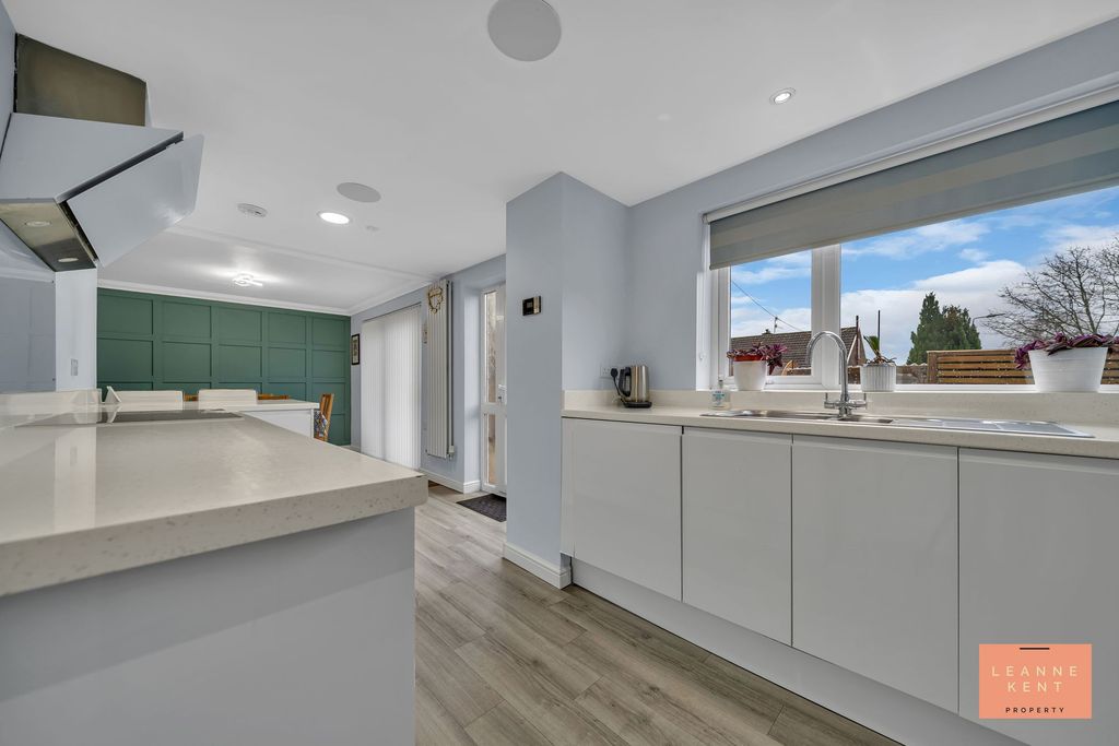 Additional image 13 of 5 bed semi-detached house for saleCaerleon Court, Caerphilly CF83