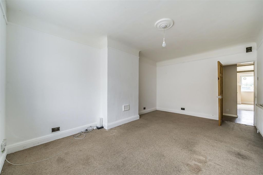 Property photo 3 of 8 1238191 (3).Jpg