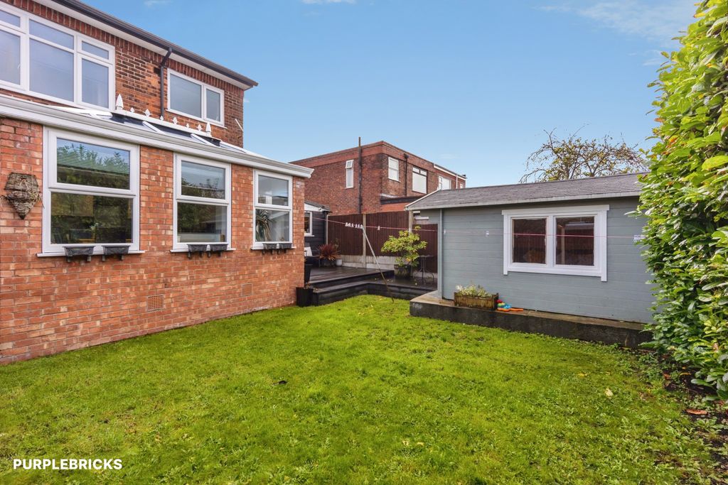 Property photo 2 of 30