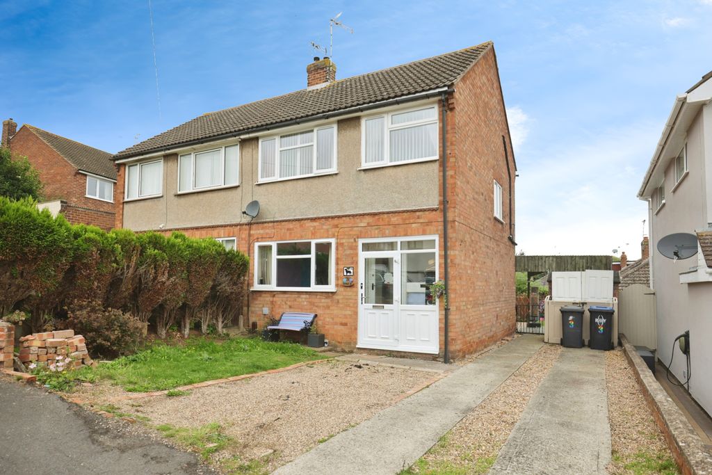 Property photo 1 of 13