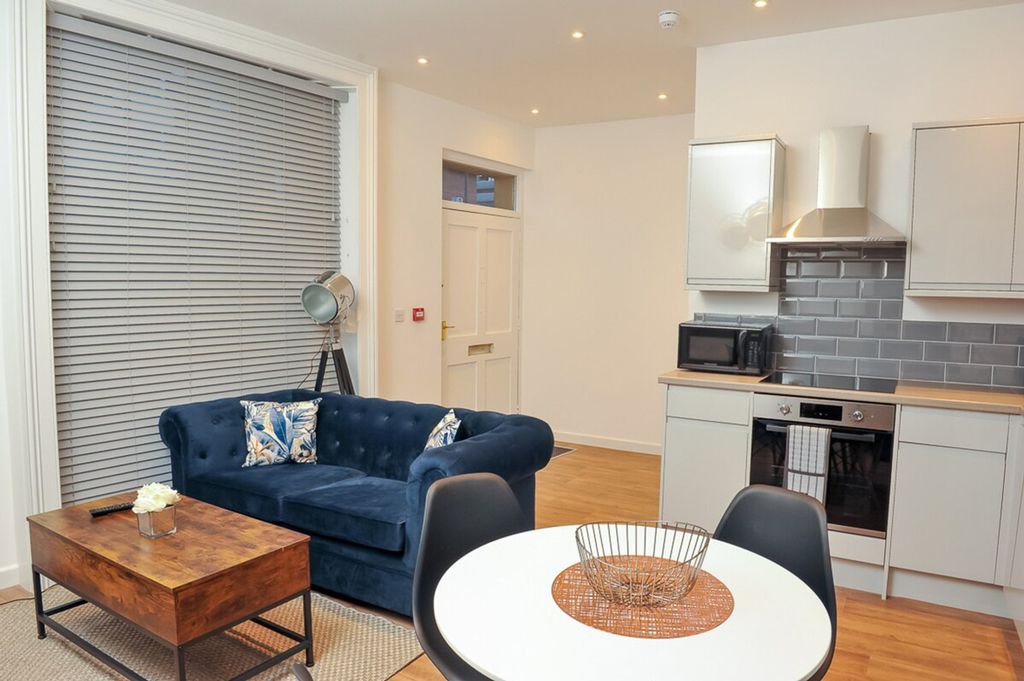 Property photo 1 of 24 Living Room