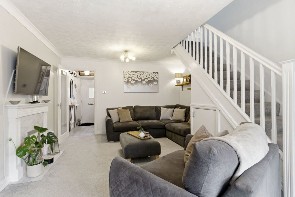 Property photo 3 of 18