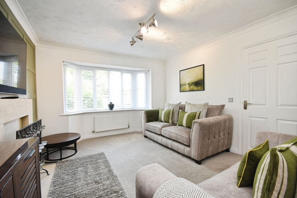 Additional image 6 of 4 bed detached house for saleManor Farm Close, Haverhill CB9
