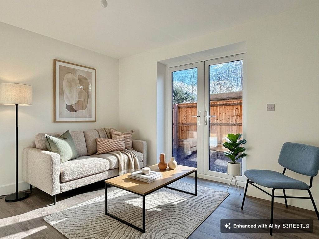 Property photo 2 of 9