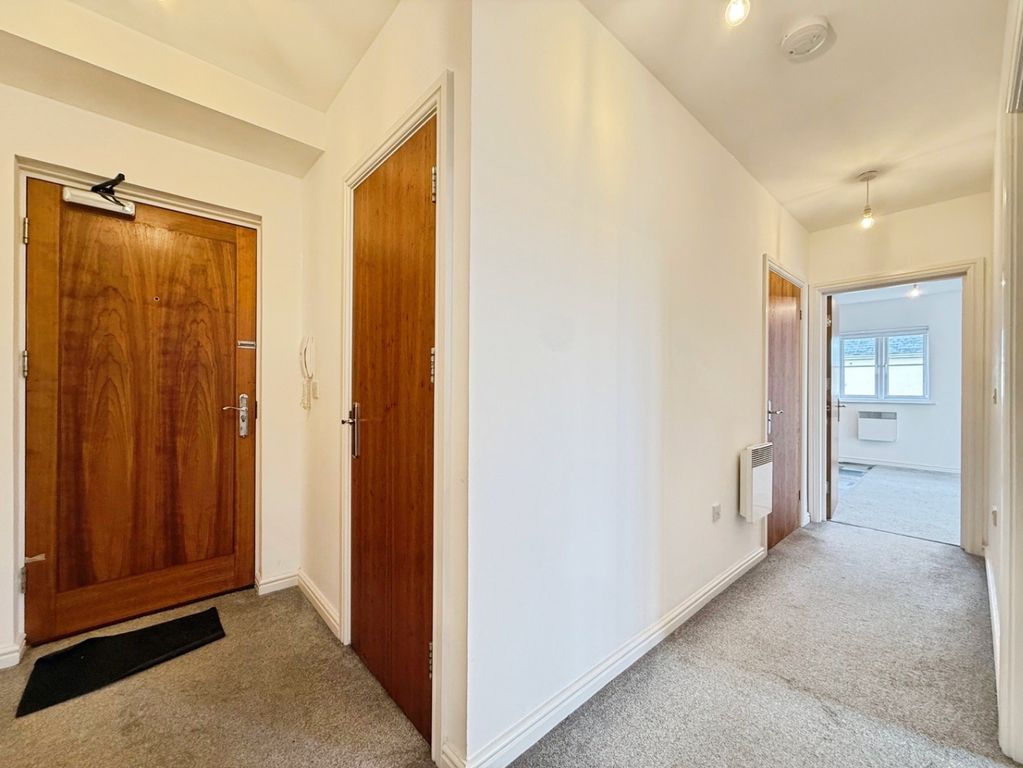 Property photo 2 of 12 3232923