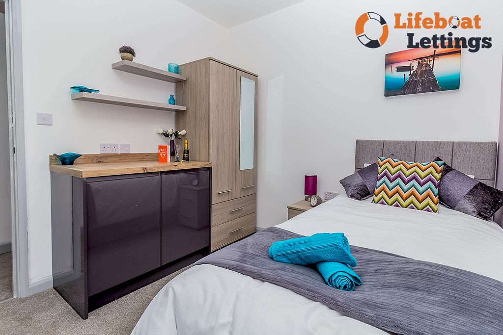 Property photo 1 of 10 Bedroom 1A