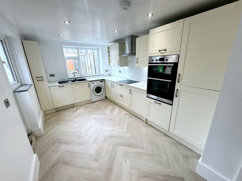 Property photo 1 of 10 Image