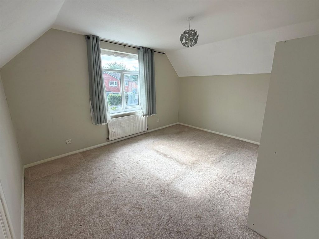 Property photo 3 of 22 Picture No. 29