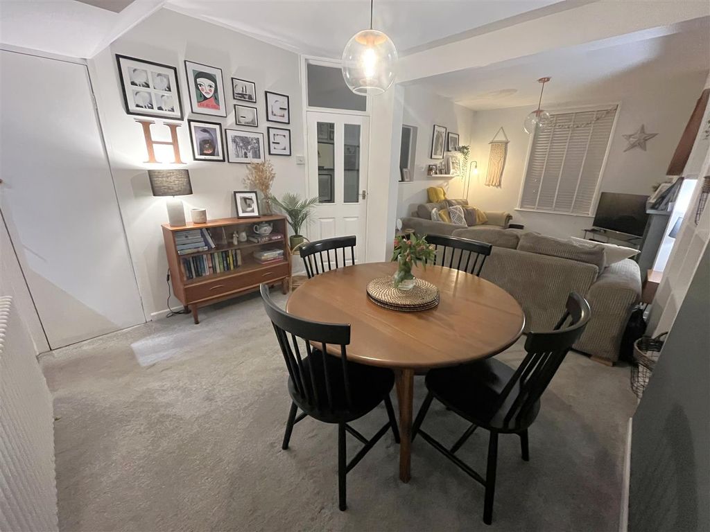 Property photo 3 of 17 Img_8411.Jpg