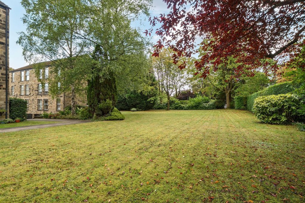 Property photo 3 of 18