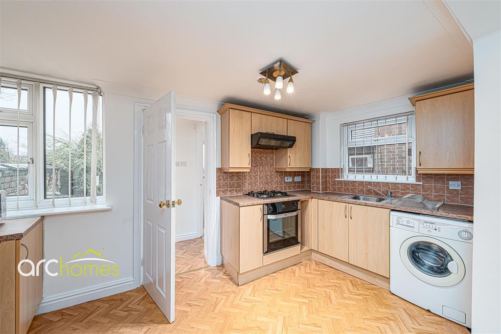 Property photo 3 of 28 Dsc01656-Edit.Jpg
