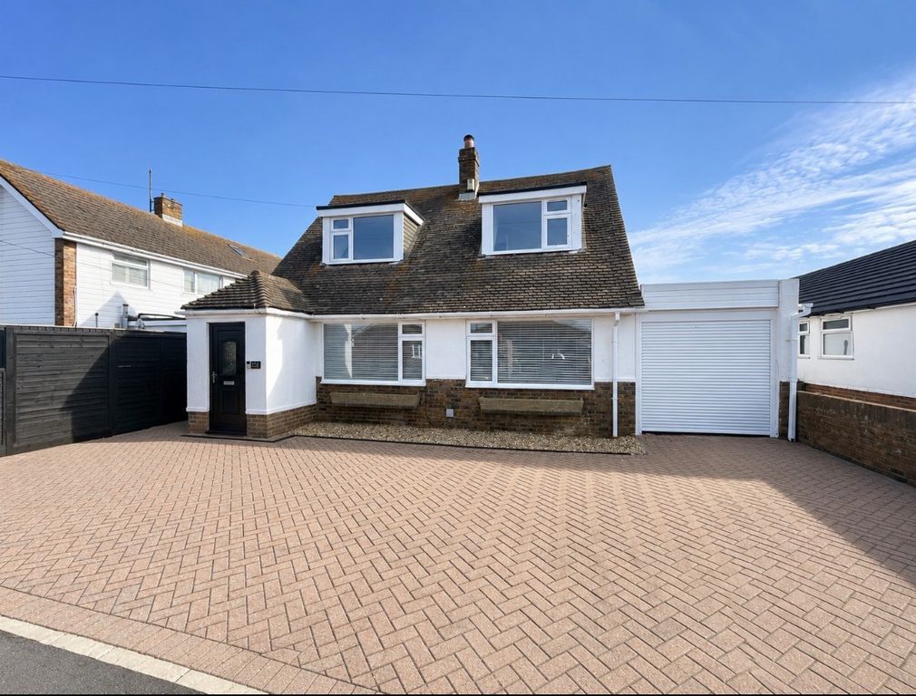 4 bed detached house for saleArundel Road, Peacehaven BN10