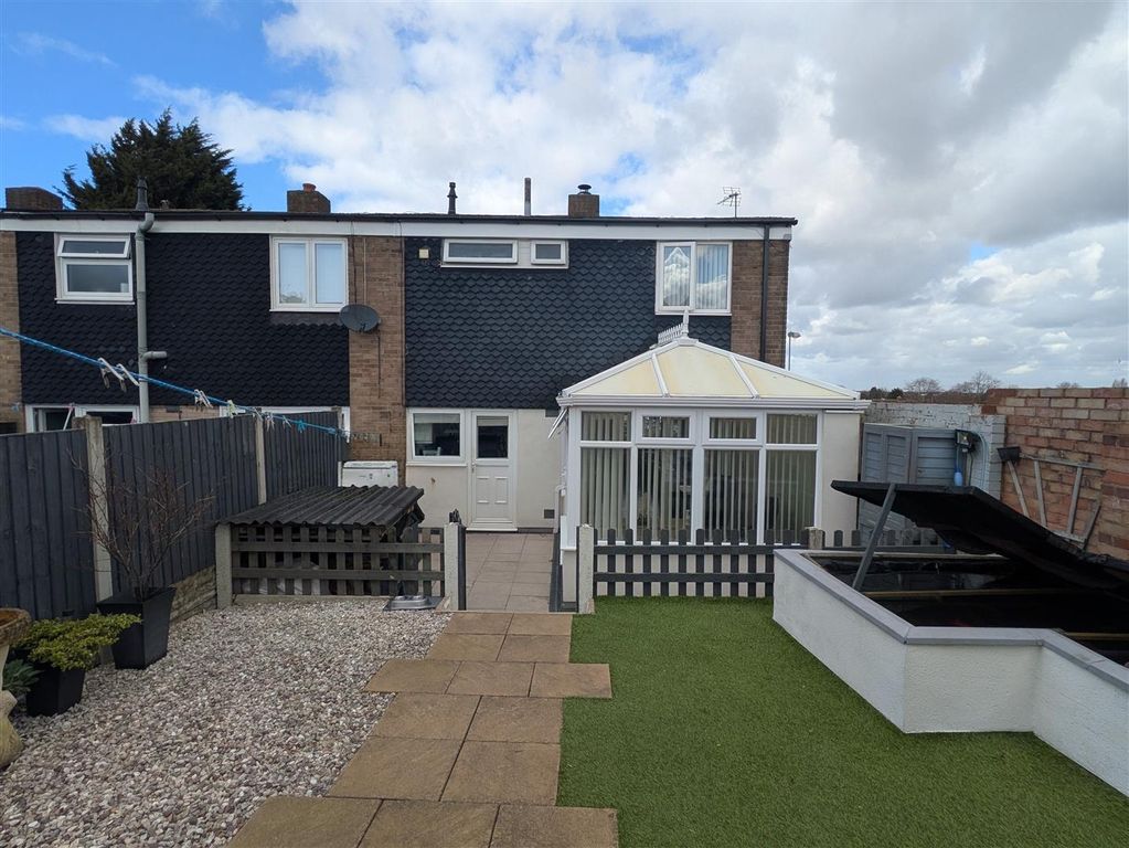 Property photo 2 of 12 Rear