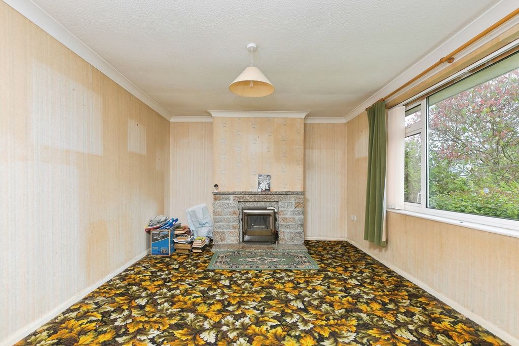 Property photo 2 of 31 Pbox-Img.Jpg