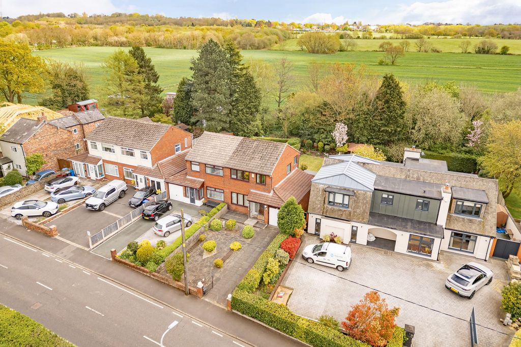 Property photo 1 of 30