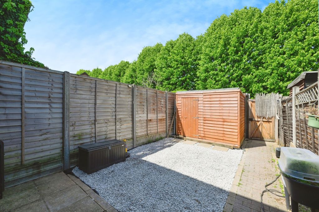 Property photo 3 of 16