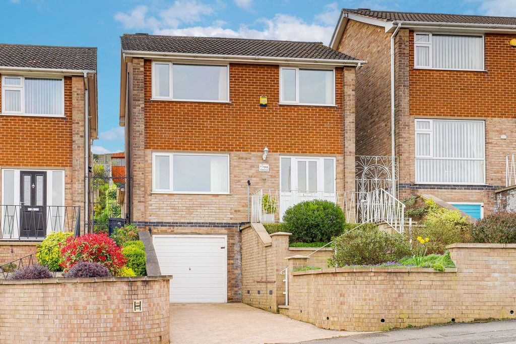 Property photo 1 of 29