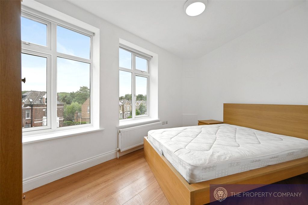 Property photo 2 of 9 Picture No. 08