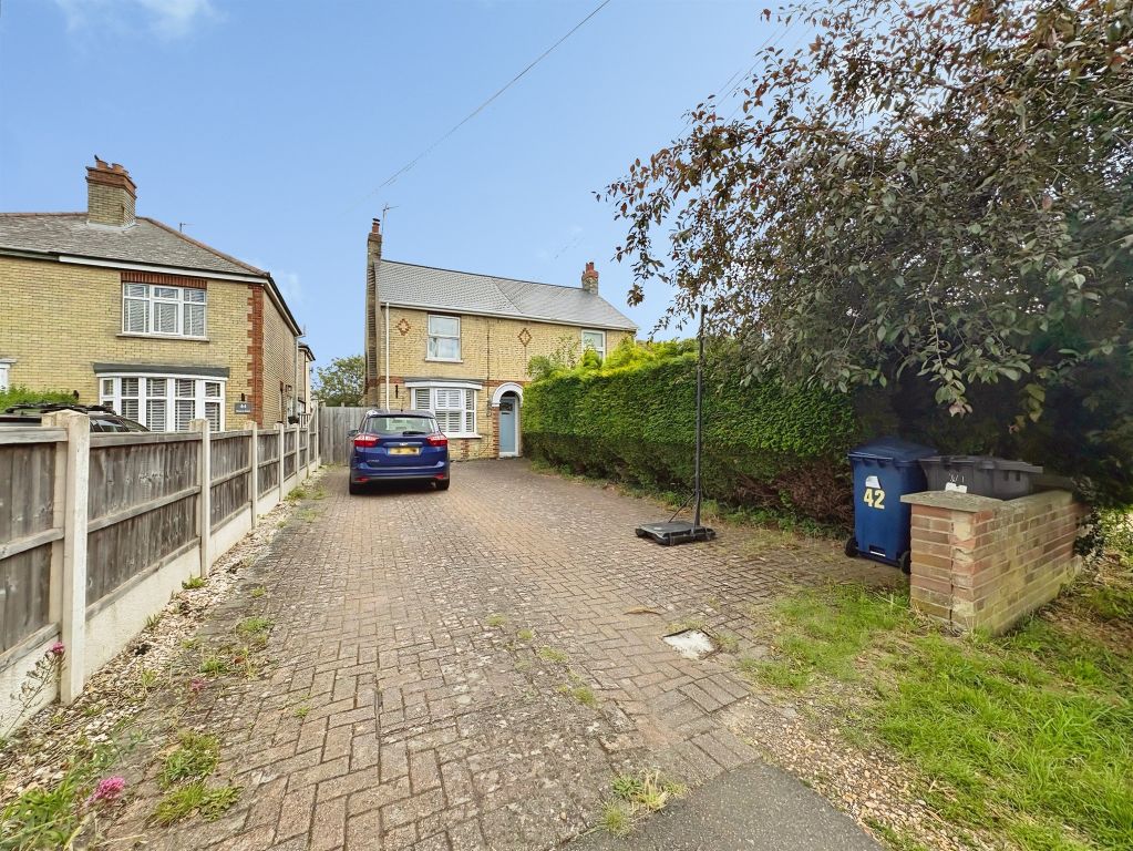 Property photo 1 of 13