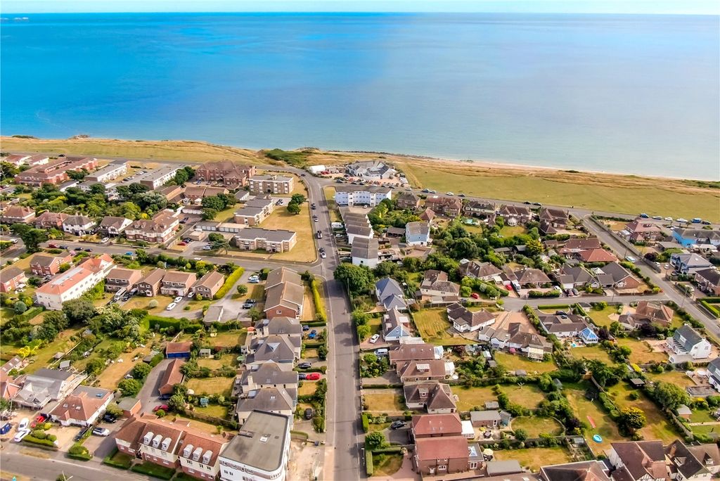 Property photo 2 of 18 Picture No. 04