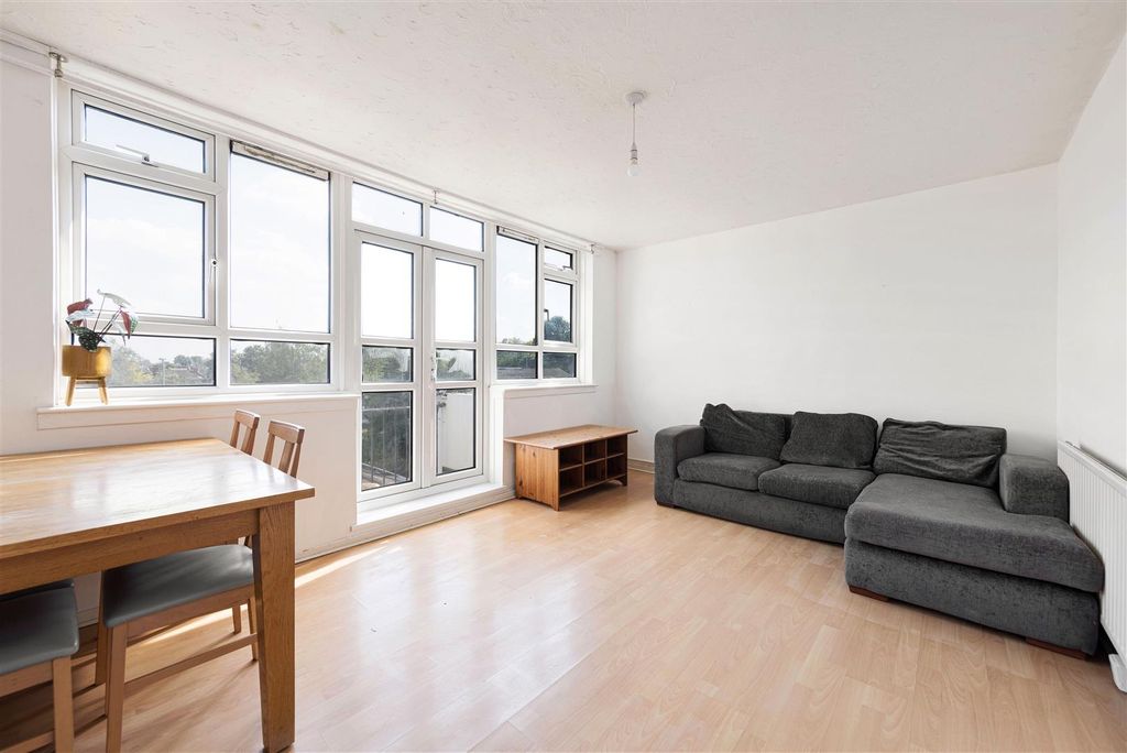 Property photo 1 of 19 Bf1A7586.Jpg