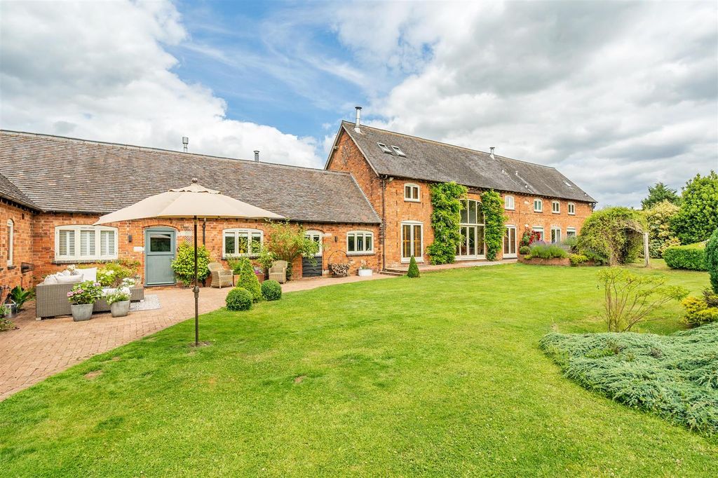 Property photo 1 of 62 Windmill Farm-15_Lo.Jpg