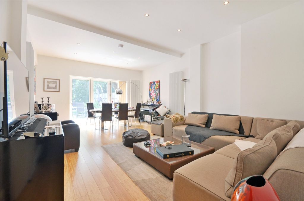 Property photo 2 of 13 Picture No. 22