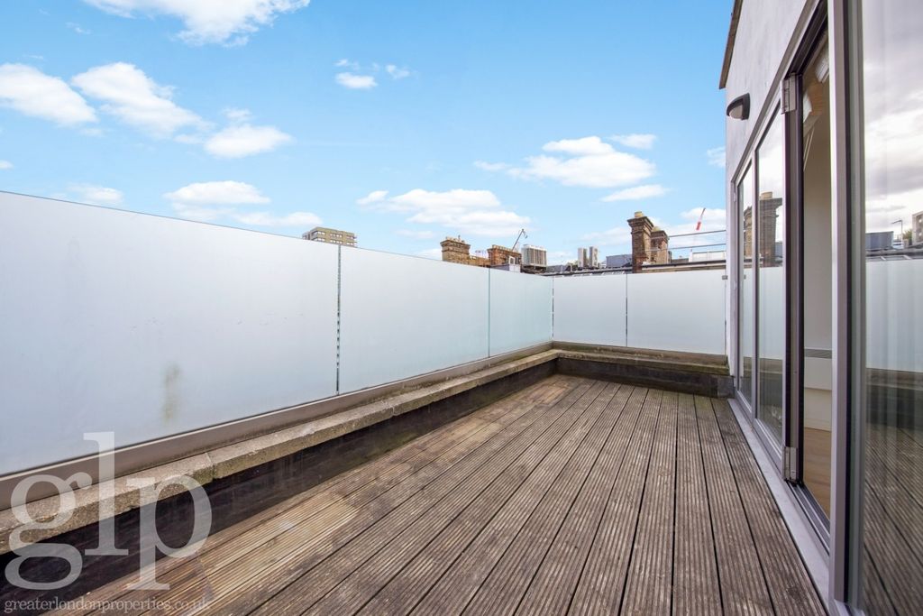 Property photo 2 of 16 940553