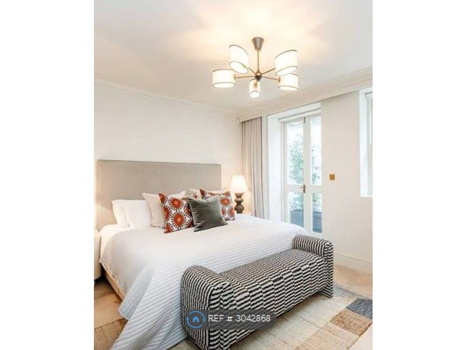 Property photo 1 of 3